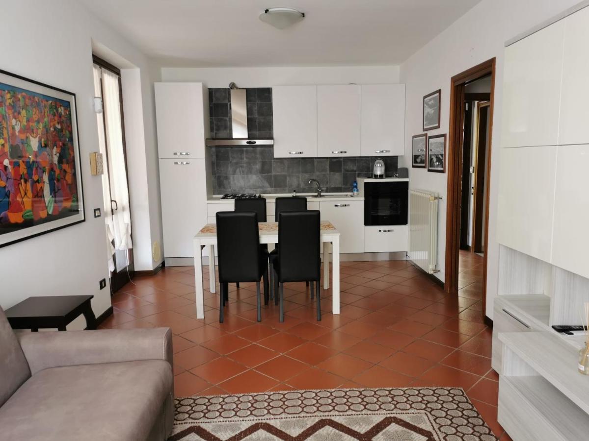 Appartamento Gelsomino Riva di Solto Buitenkant foto